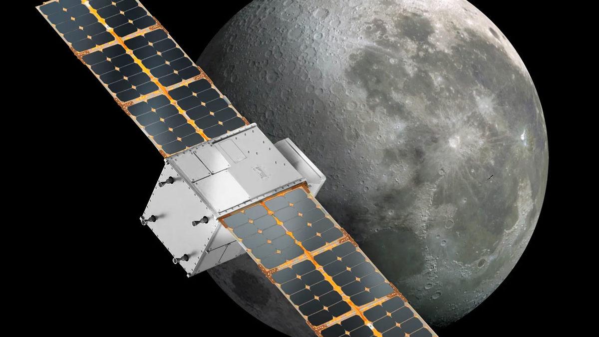 NASA, Ay’a Gönderdiği Uydusuyla 24 Saatliğine Kaybettiği İletişimi Yeniden Kurdu