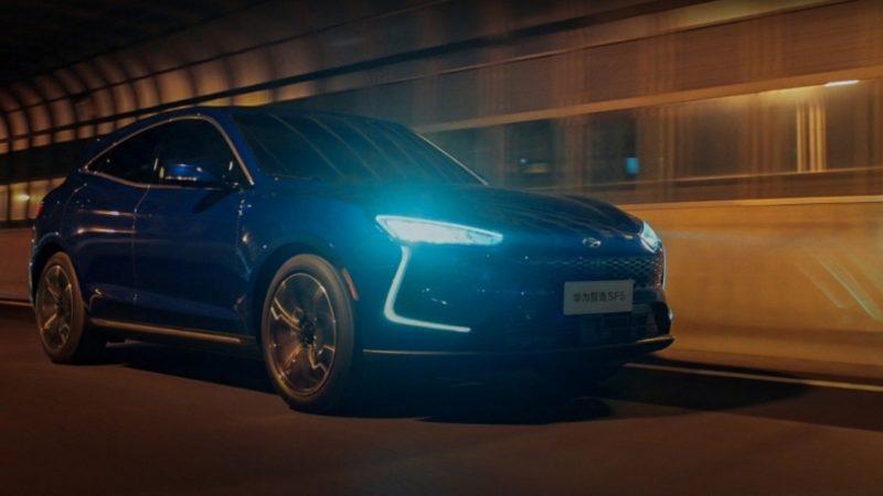 Huawei, Devlere Nispet Yapan Elektrikli Otomobili Cyrus Smart Selection SF5’i Duyurdu