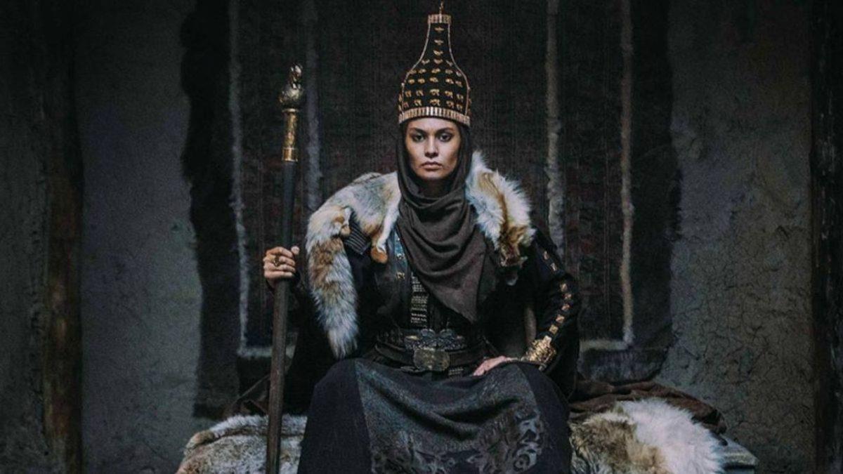 Evlat Acısının Bir Anneye Neler Yaptırabileceğini Gösteren Hikaye: Türk Tarihinin İlk Kadın Hükümdarı Tomris Hatun