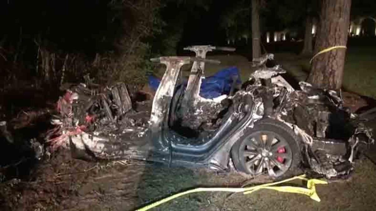 Elon Musk, 2 Kişinin Ölümüyle Sonuçlanan Tesla Kazasıyla İlgili Konuştu