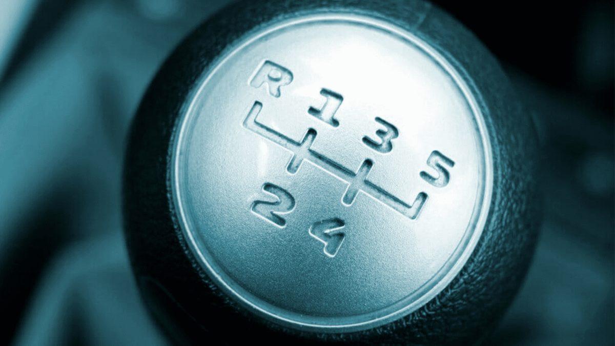 Stres Olmaya Hiç Gerek Yok: En Basit Yöntemleriyle Yokuşta Araba Nasıl Kaldırılır?