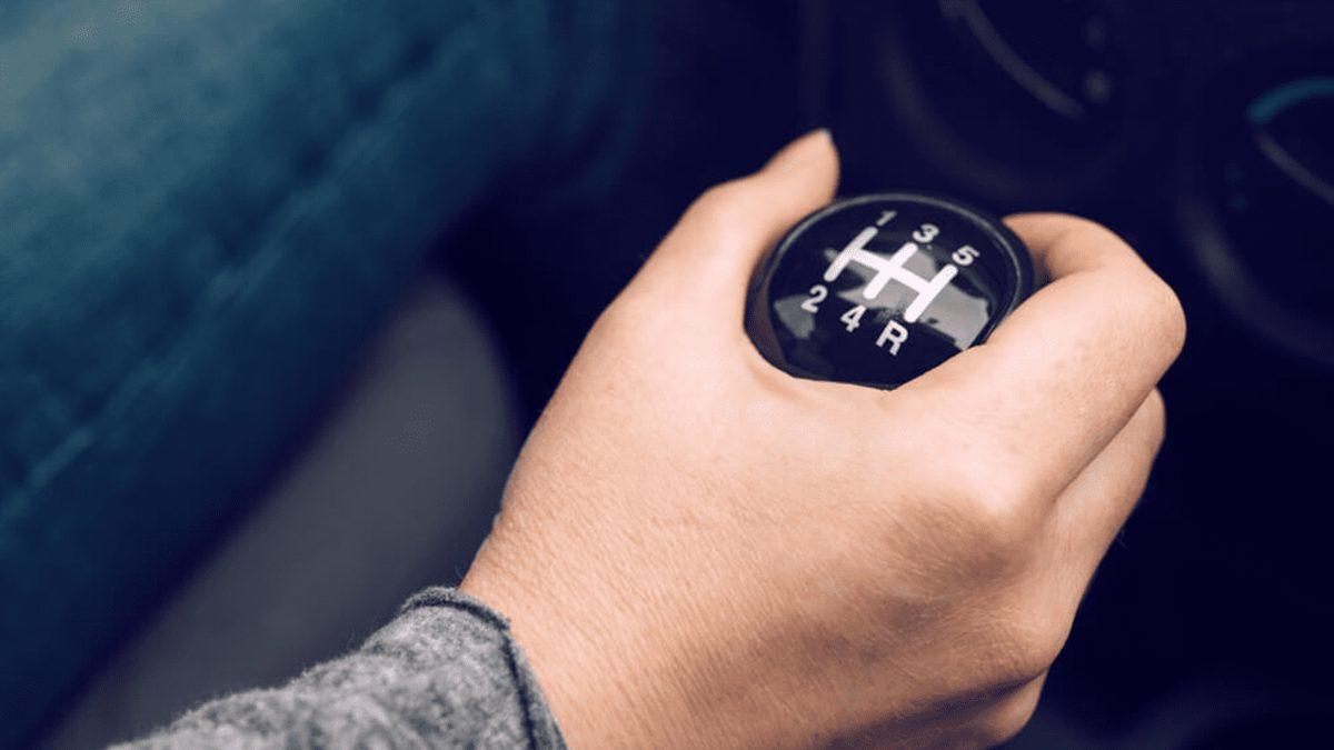 Stres Olmaya Hiç Gerek Yok: En Basit Yöntemleriyle Yokuşta Araba Nasıl Kaldırılır?