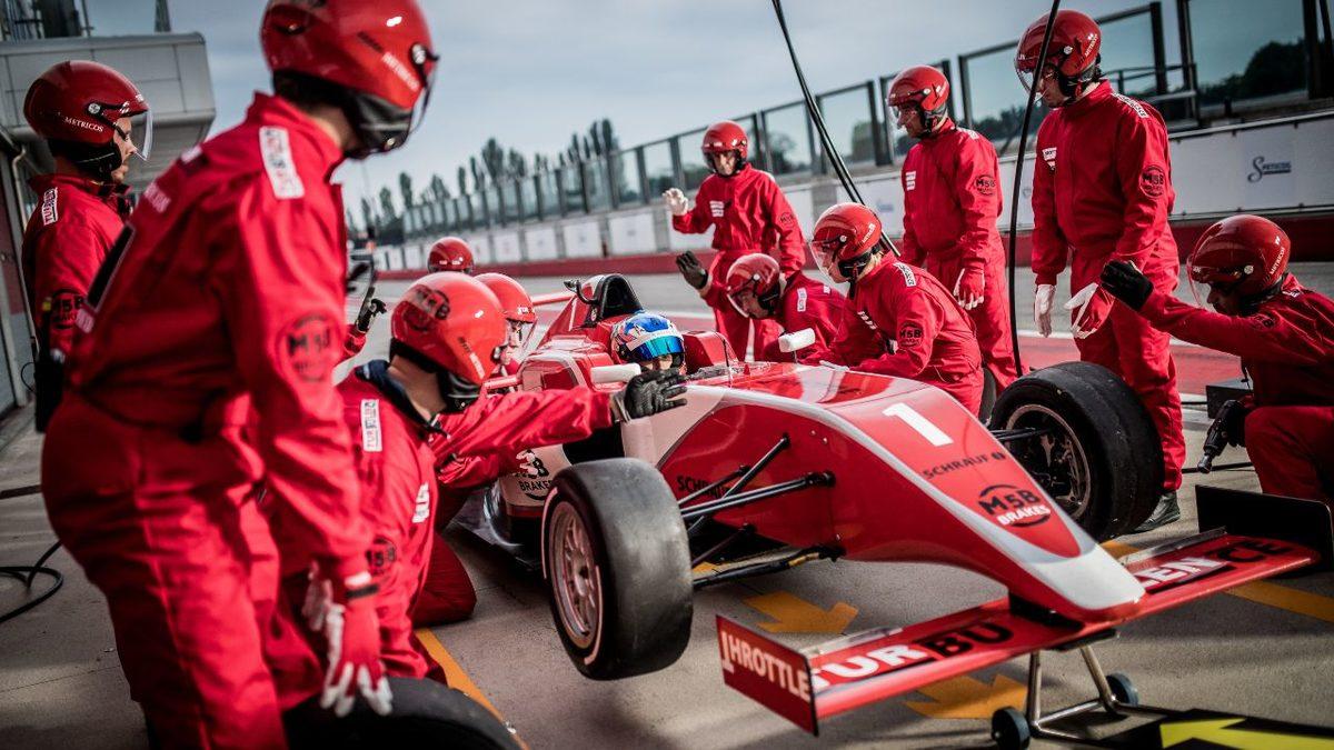 Mühendislik Harikası Olan F1 Araçları Hakkında İnanmakta Zorlanacağınız 11 Özellik