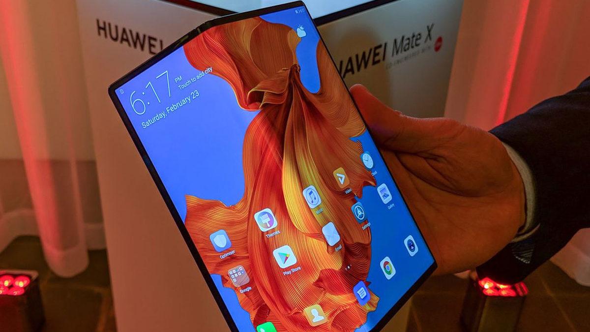 Huawei’nin “Makul Fiyatlı” Katlanabilir Akıllı Telefon Çıkaracağı İddia Edildi