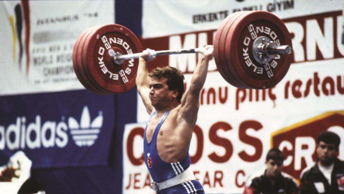 Hikayesini Anlatmaya Filmlerin Bile Yetmediği Naim Süleymanoğlu’nun Hayatından Önemli Noktalar