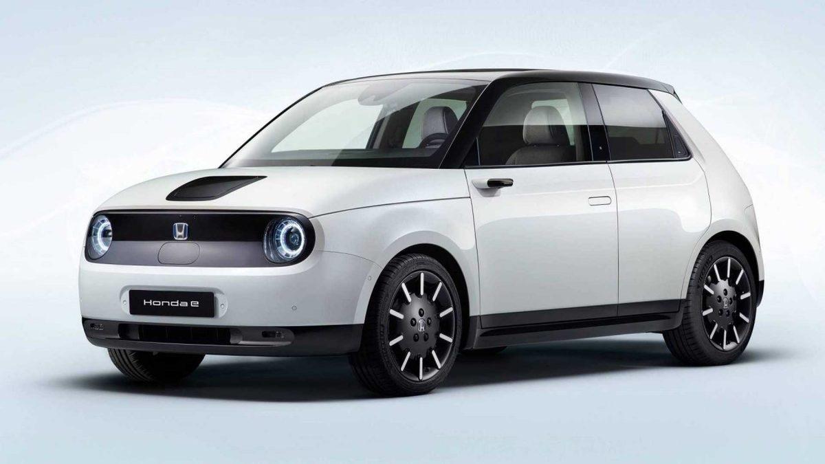 2021 Dünyada Yılın Otomobili Ödülünü Kazanan Otomobiller Açıklandı