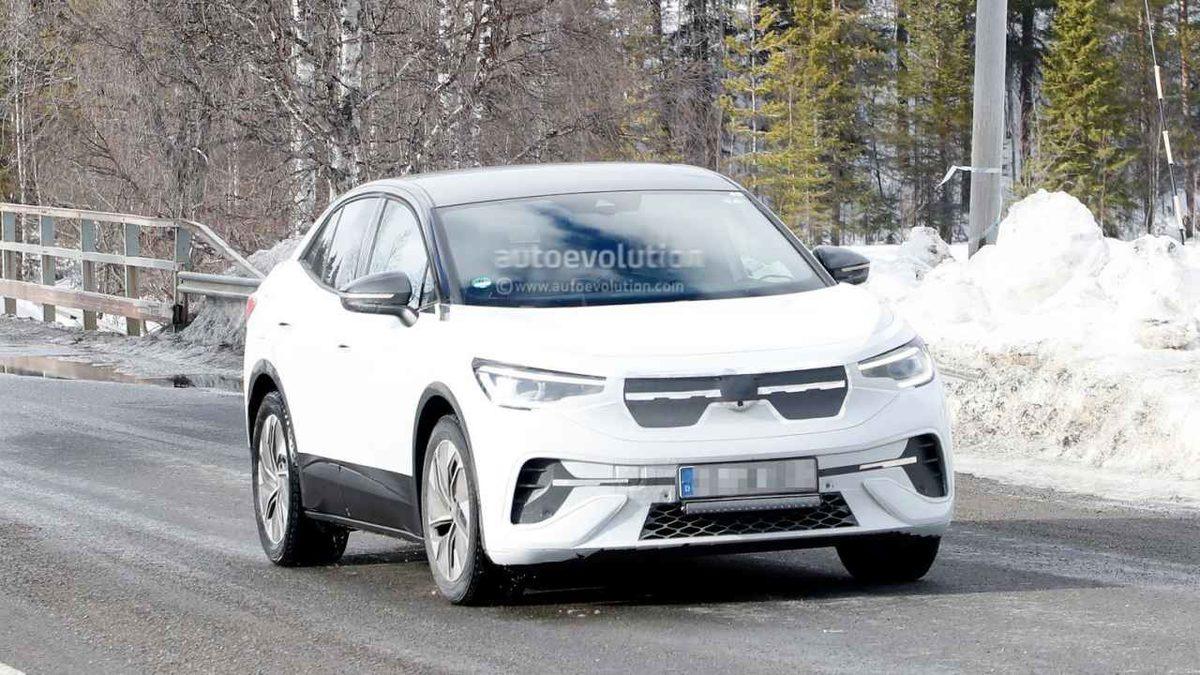 Sportif Tasarımlı SUV Volkswagen ID.5’in Casus Fotoğrafları Ortaya Çıktı