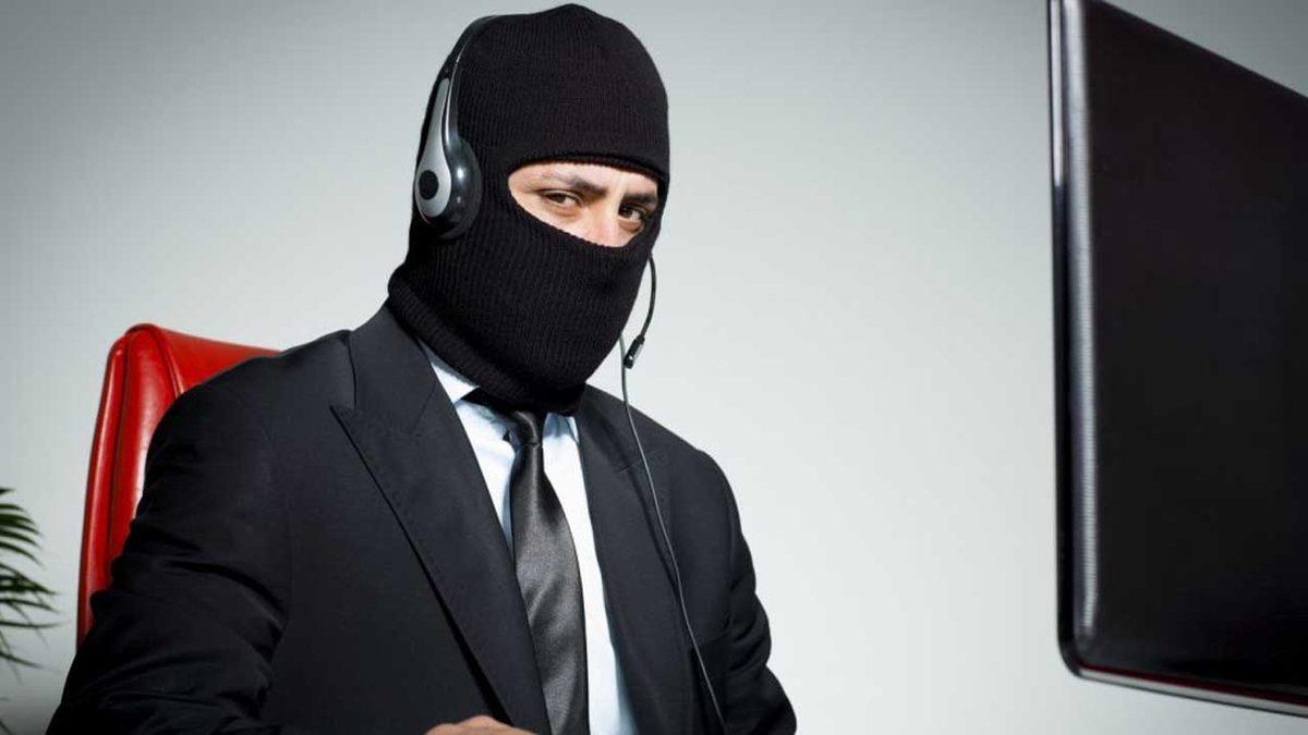 Hong Kong’da Bir Kadın, Telefon Dolandırıcılığı ile 32 Milyon Dolarını Kaptırdı