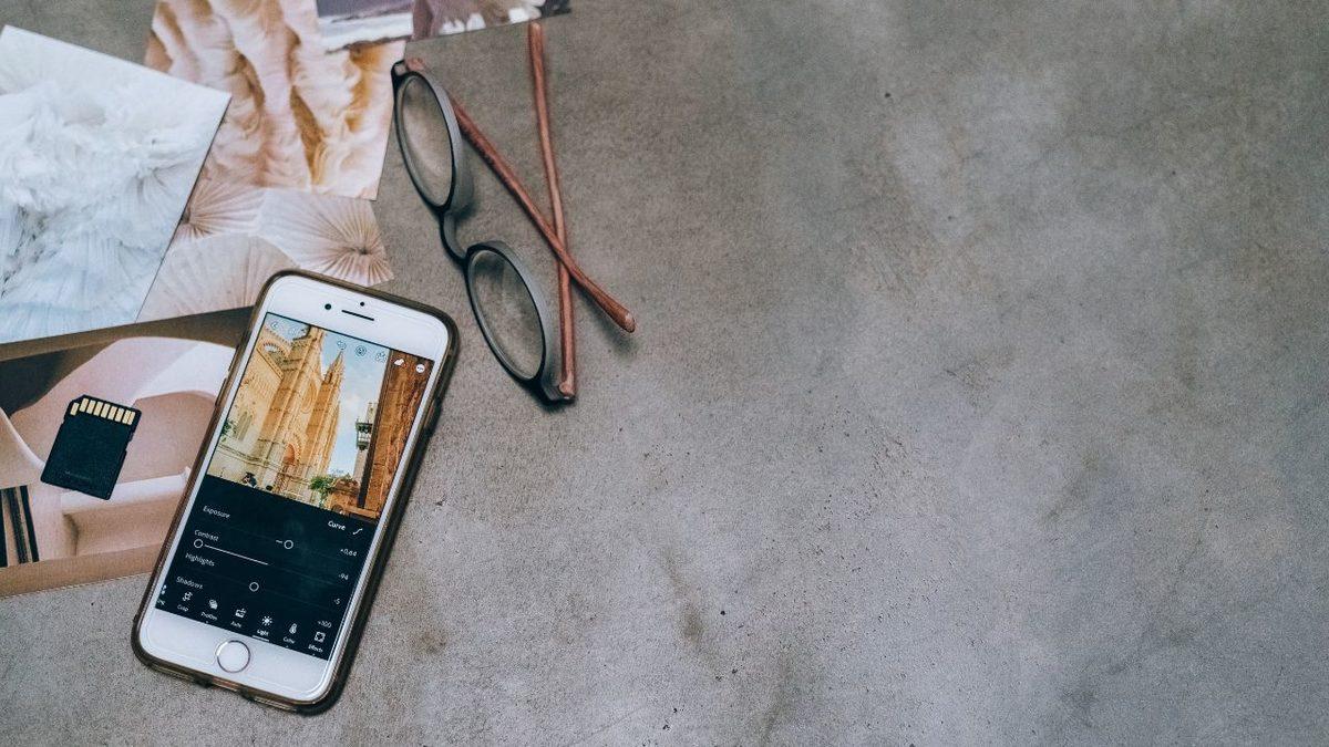 Tasarım Üşengeçleri İçin: Kolay Banner Yapma Yolları ve Kullanabileceğiniz 6 Araç