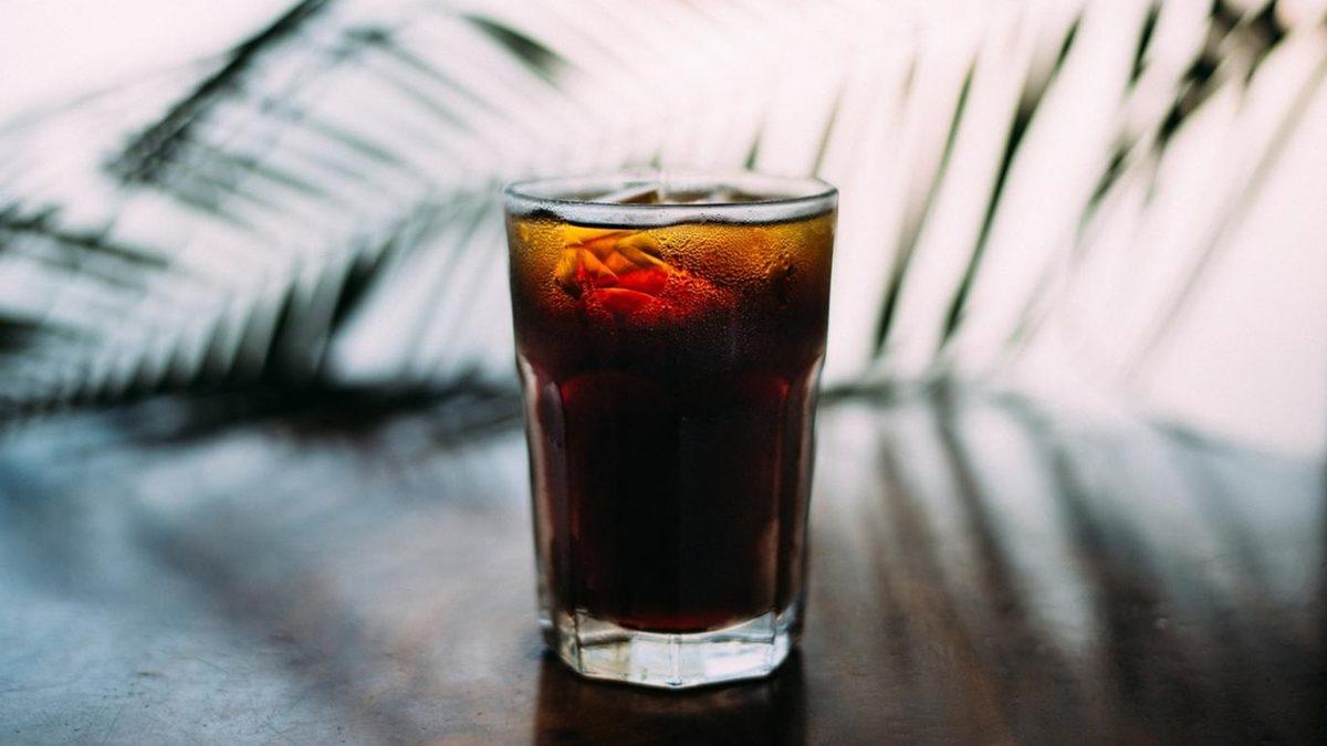 Kola İçerken Neden Artık Genzimiz ve Burnumuz Yanmıyor?