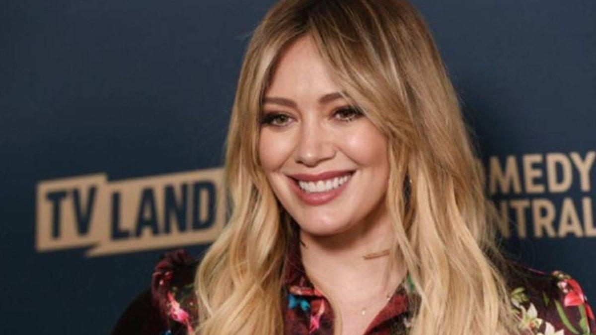 HIMYM Sevenleri Sevindirecek Haber: Devam Dizisi How I Met Your Father Geliyor