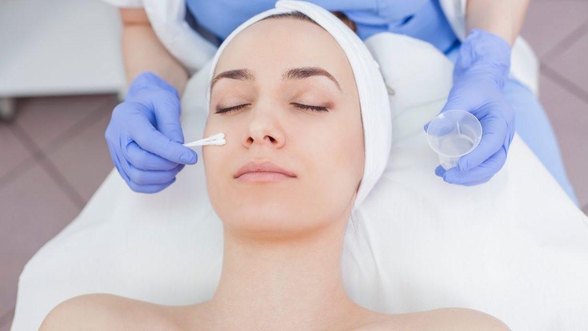 Hassas Ciltlilerin Baş Belası Güneş Alerjisini Engellemek için Bilmeniz Gerekenler