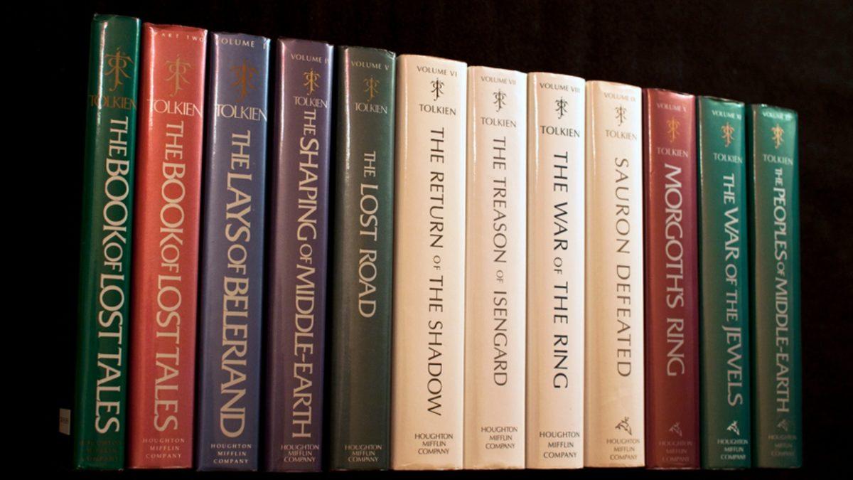 Çabuk Yüzüklerin Efendisi Dizi Olmadan: Tolkien Kitapları Hangi Sıra ile Okunur?