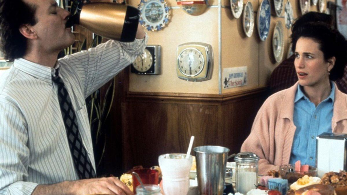 Diyetlerde Olduğu Gibi Yiyeceklerin Yasaklanmadığı Alternatif Bir Beslenme Biçimi: Sezgisel Yeme