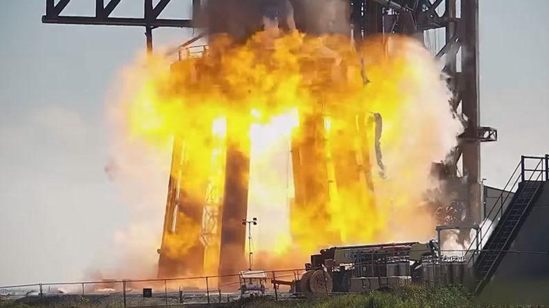 Elon Musk’ın Mars Roketi Starship, Test Sırasında Patladı [Video]