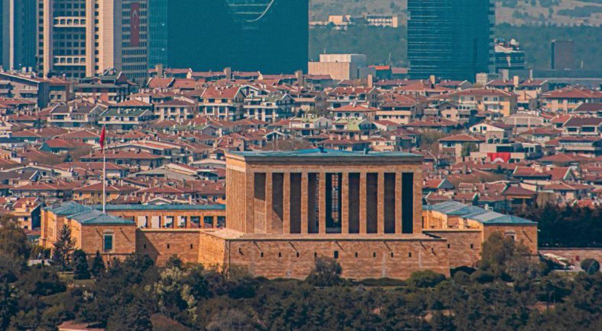 Türkiye’deki Bazı Şehir İsimleri Aslında Nereden Geliyor? Burdur, Meğer ’Burada Dur’ Demekmiş!