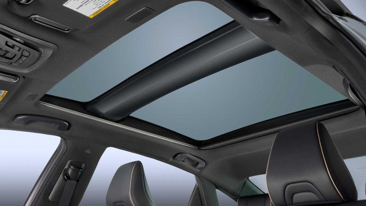 2023 Toyota Crown Tanıtıldı: Tasarımına Ayrı, Performansına Ayrı Hayran Kalacaksınız...