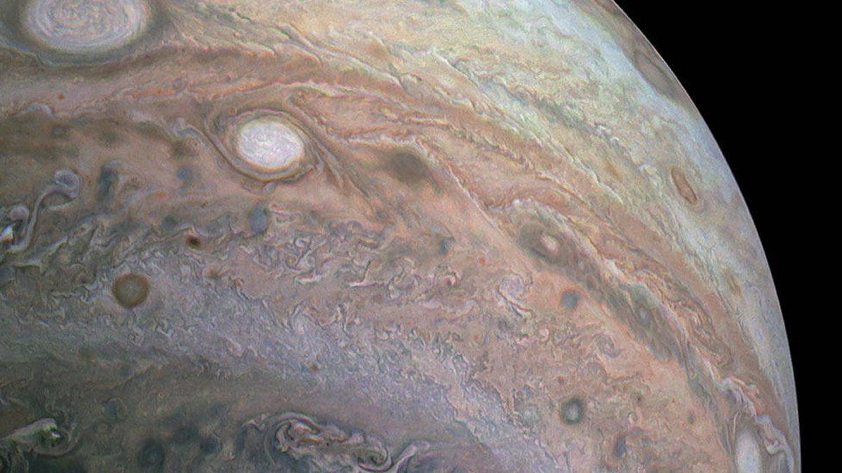 James Webb Uzay Teleskobu ile Çekilen Jüpiter Fotoğrafı Paylaşıldı: Peki Yeni Fotoğraf, Öncekilerden Neden Farklı?