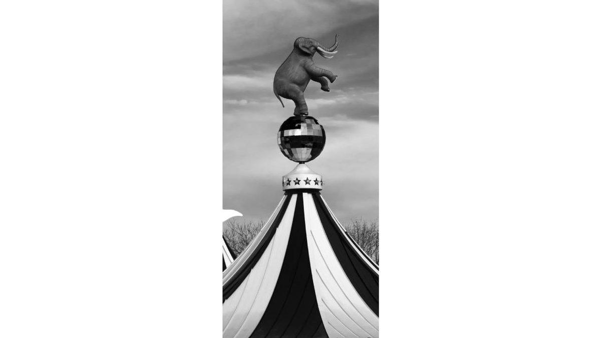 iPhone Kullananlar İçin 50 Şahane Duvar Kağıdı: Derinlik Efektiyle Kullanabilecekleriniz de Var!