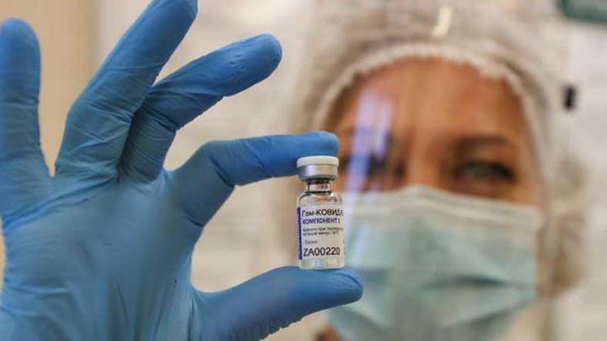 Türkiye’de Acil Kullanım Onayı Verilen Sputnik V Aşısına Bazı Ülkeler Neden Onay Vermiyor?