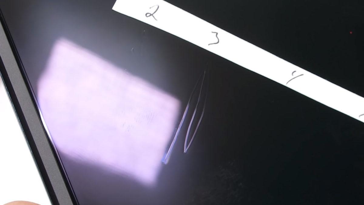 Huawei Mate X2 Dayanıklılık Testine Girdi: Sonuç Yine Hüsran Olsa da Gelişme Var