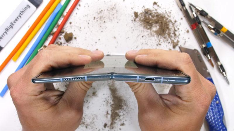 Huawei Mate X2 Dayanıklılık Testine Girdi: Sonuç Yine Hüsran Olsa da Gelişme Var