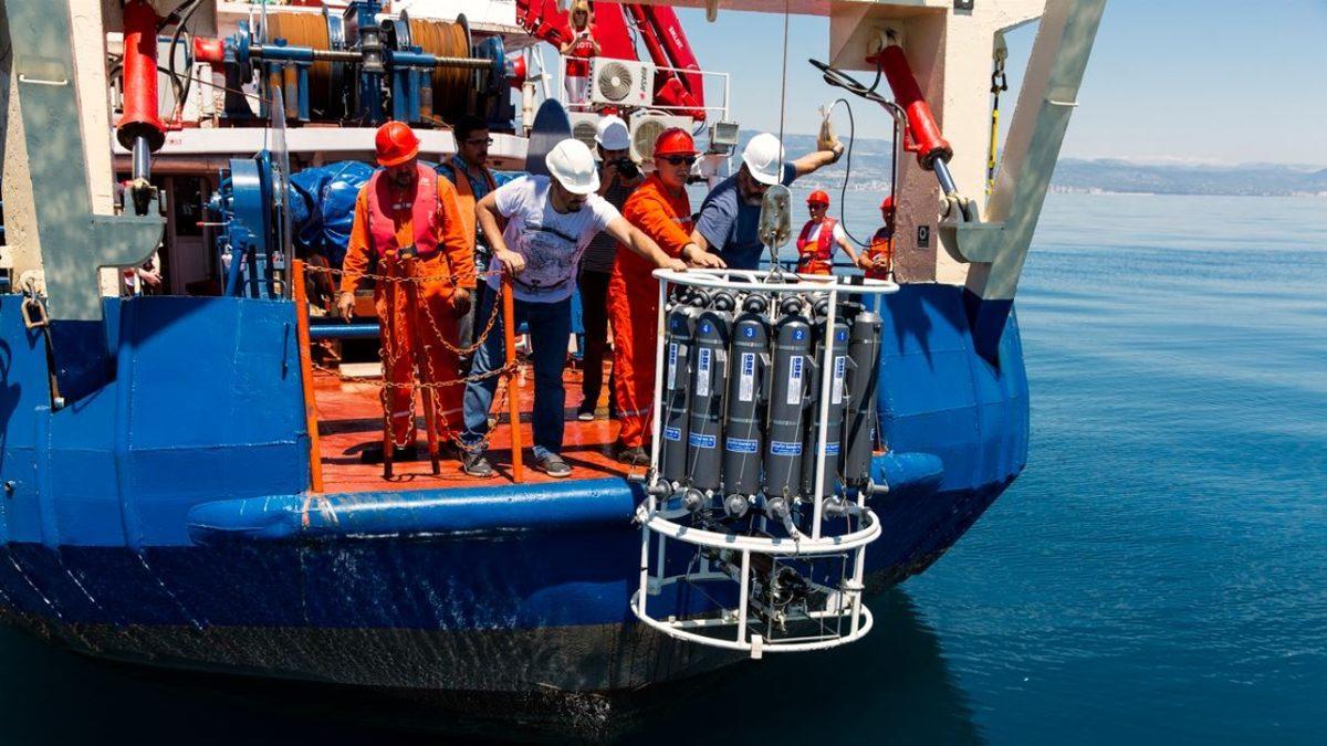 Uzaydaki Yaşamı Derin Denizlerde Arayan Türk Bilim İnsanı, Milyonlarca Euroluk Destek Aldı