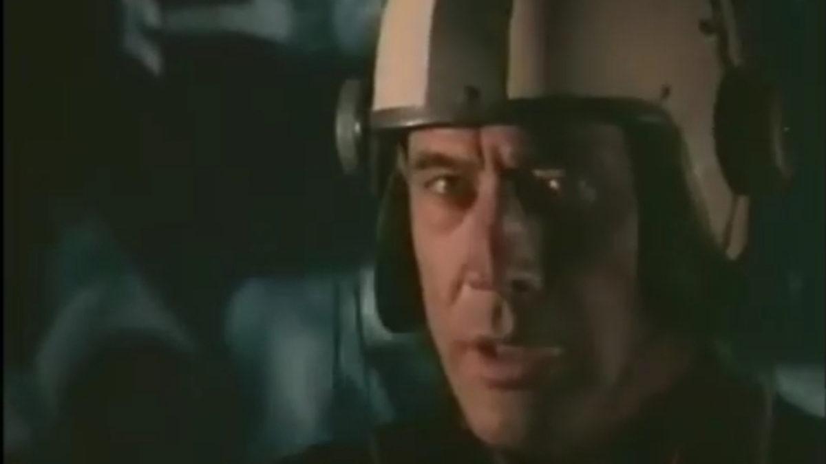 Rezillikten Kült Olan Filmler #3: Dünyayı Kurtaran Adam Filmi Kötü Olmasına Rağmen Neden Bu Kadar Sevildi?