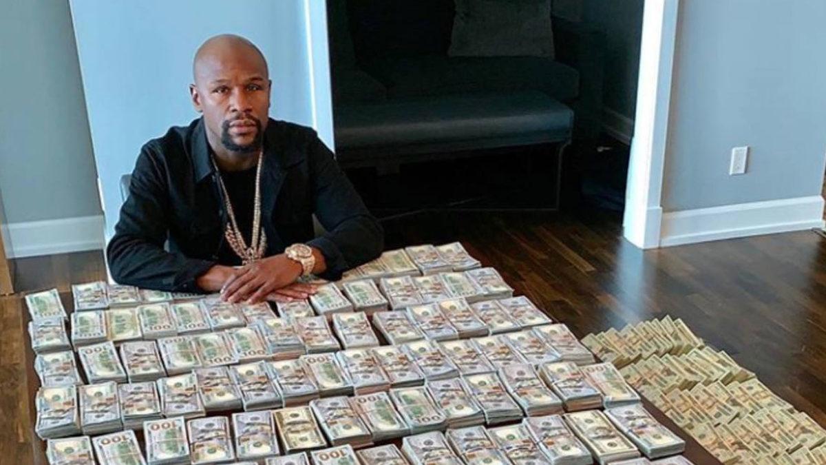 Sosyal Medya, Kendimizi Daha ‘Fakir’ Hissetmemize Neden Oluyor