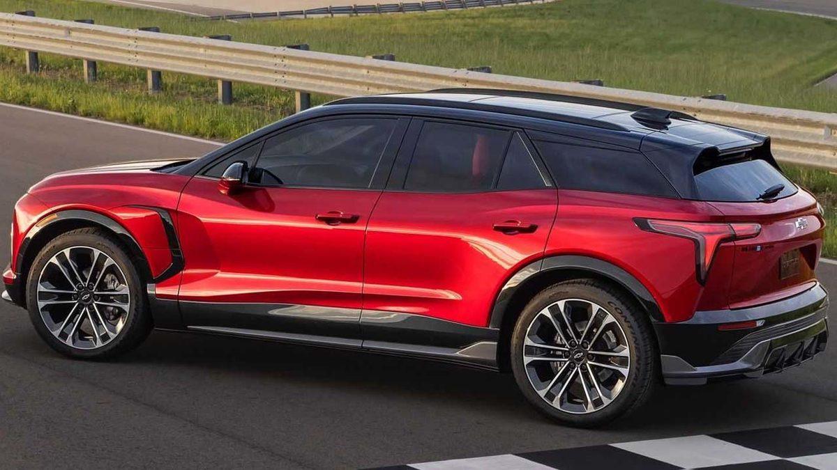 2024 Chevrolet Blazer Tanıtıldı: Tank Gibi Güçlü, Spor Araba Kadar Yakışıklı Elektrikli SUV...