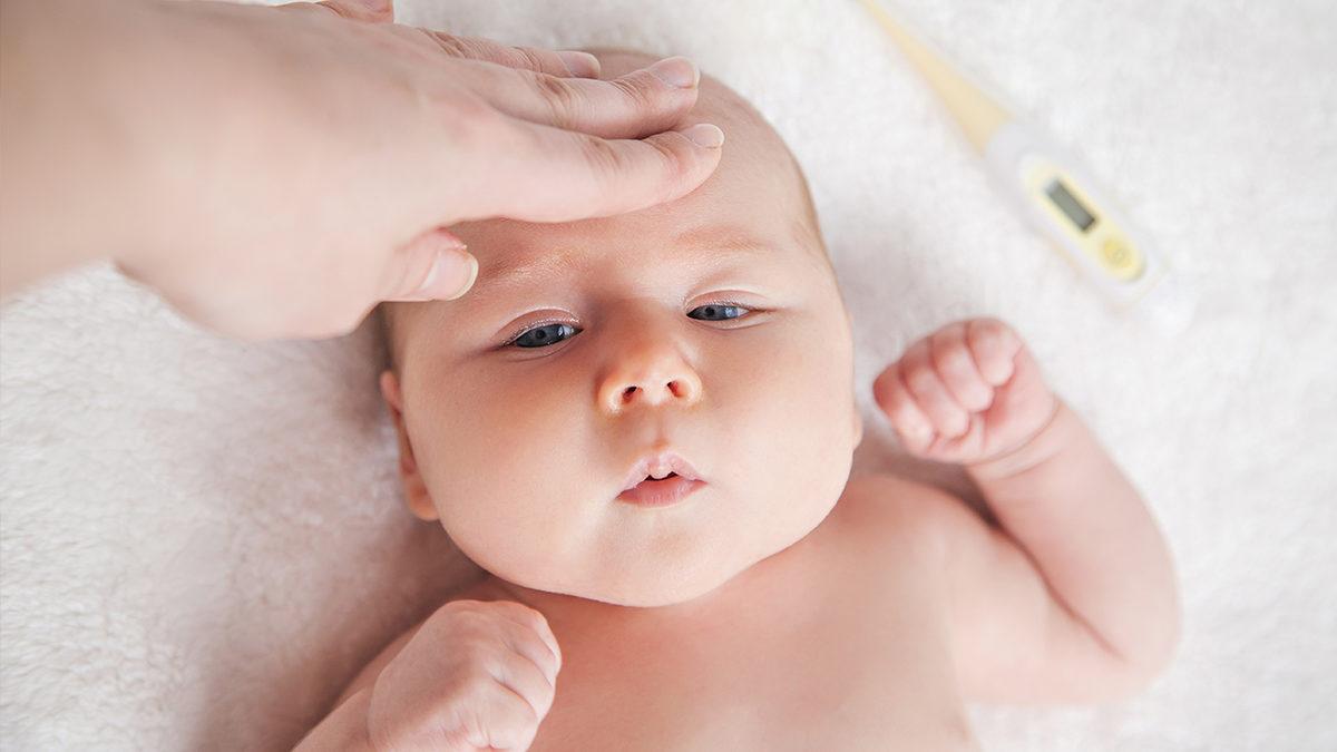 Bebeklerde Yüksek Ateş Ne Anlama Gelir ve Nasıl Düşürülür?