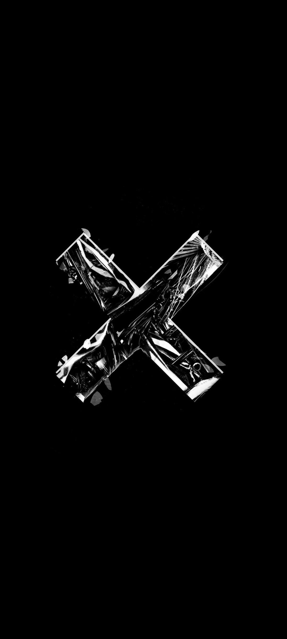 Karanlık Sevenlere: Telefon Ekranınızı Çok Daha Havalı Gösterecek 50 Adet Simsiyah Duvar Kağıdı