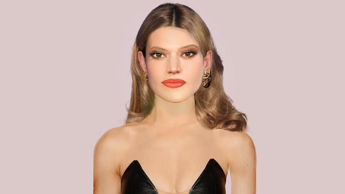 Estetik Cerrahlar, Dünyaca Ünlü 16 İsimden Yararlanarak ’Mükemmel Kadın’ı Oluşturdu