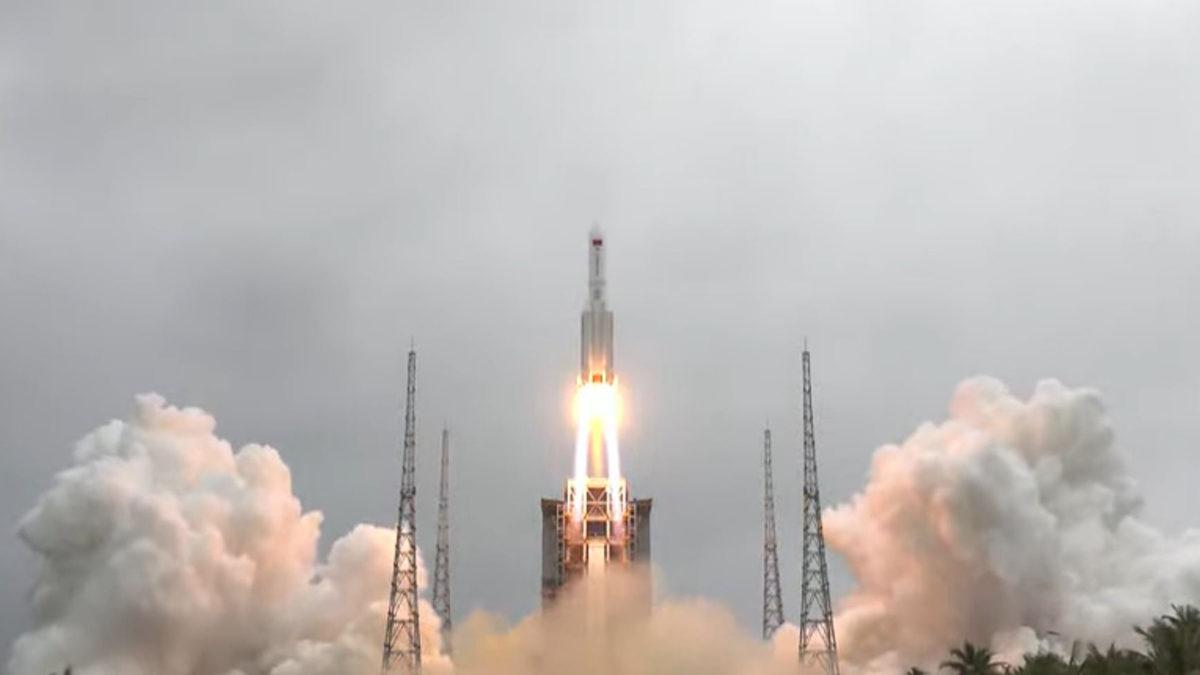 Kontrolden Çıkan ve Türkiye’ye Düşme İhtimali Bulunan Çin Roketini Anlık Olarak Takip Edebileceğiniz Web Sitesi