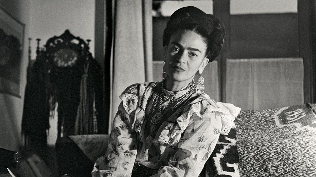 Çayınızı, Kahvenizi Alıp Gelin: Frida’nın Çalkantılarla Dolu Hayat Hikâyesini Okurken Bir Sezonluk Dizi İzlemiş Hissine Kapılacaksınız