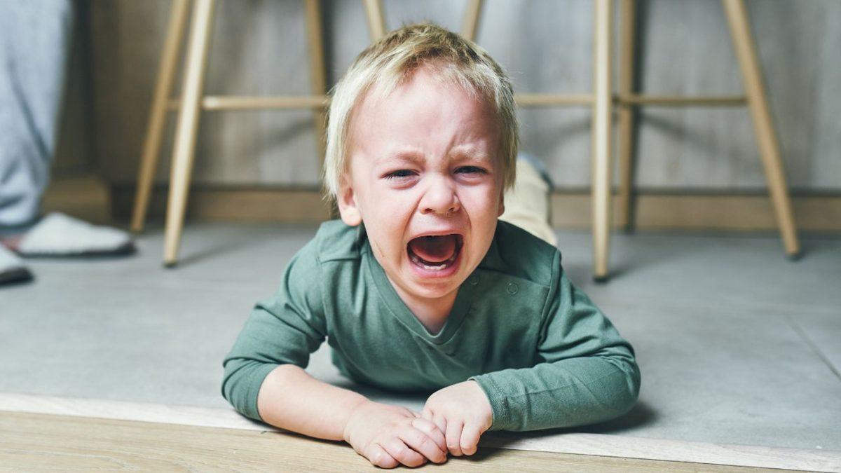 Çocuğunuz Uygunsuz Davranışlar Sergiliyor ve Sözünüzü Dinlemiyor mu? Sebebi ’2 Yaş Sendromu’ Olabilir: İşte Detaylar