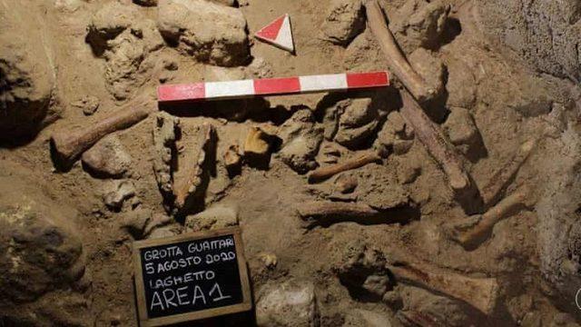 Roma’da Bir Mağarada Dokuz Farklı Neandertal’in Kalıntısı Bulundu (Bazıları 100 Bin Yıllık)