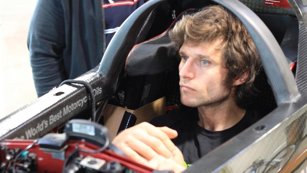 Tıpkı Elon Musk Gibi Asperger Sendromuna Sahip Olan 10 Dahi Ünlü