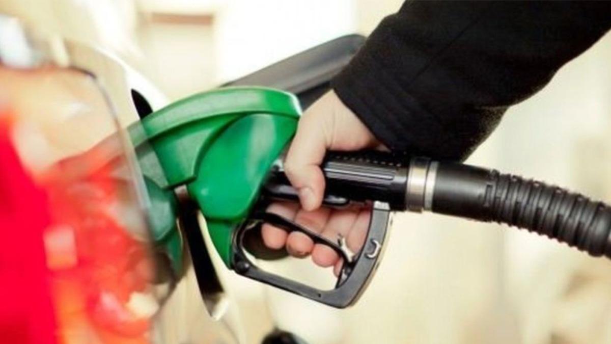 Motorine İndirim Gelmesi Bekleniyor: Litre Fiyatı 24 TL’ye Düşecek