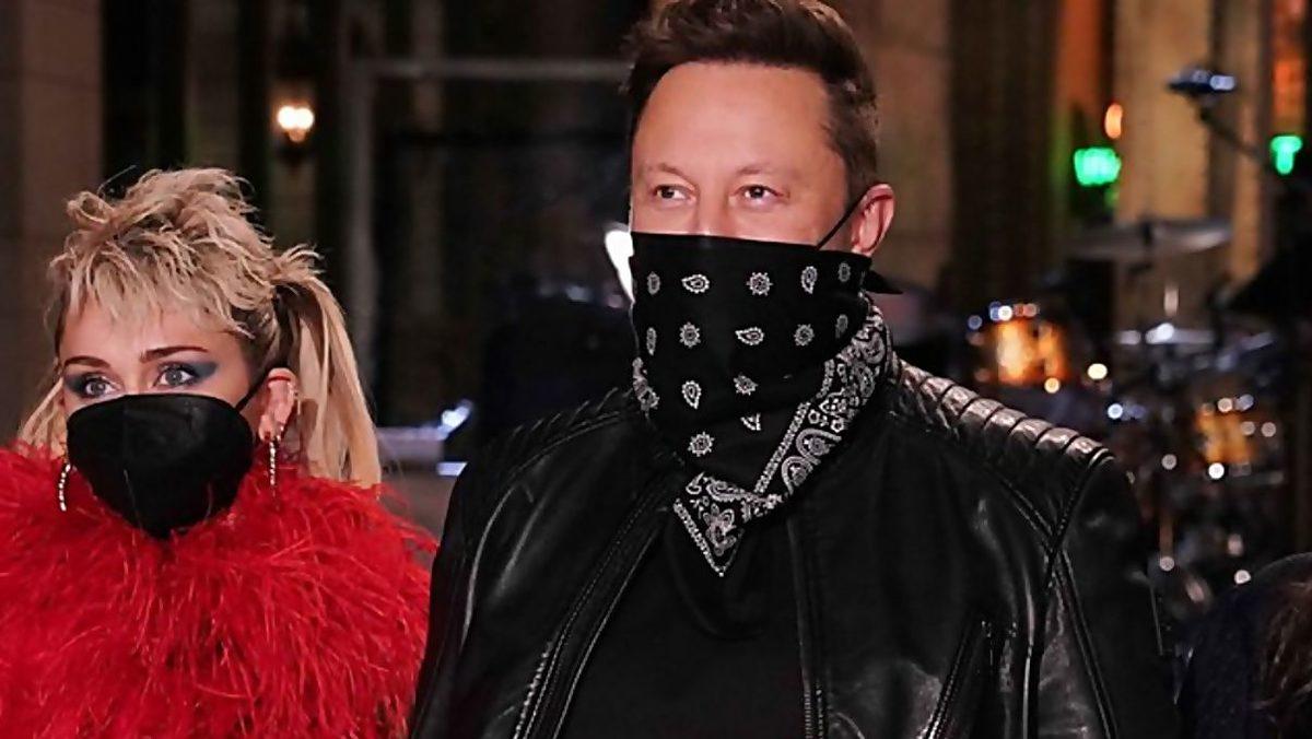 Elon Musk’ın Kara Mizahta Zirve Yaptığı Mars Skeci [Video]