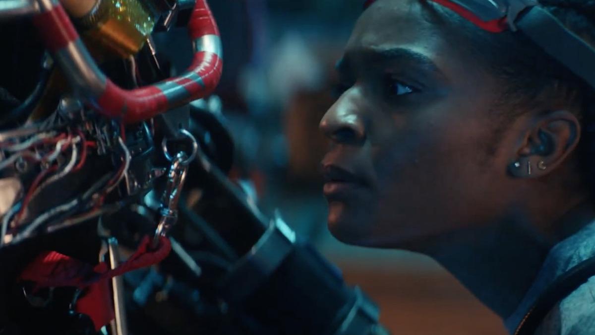 Black Panther: Wakanda Forever’ın Yayınlanan Videosunda Yeni Iron Man Zırhını Yapıp Kullanacak Kişi Ortaya Çıktı