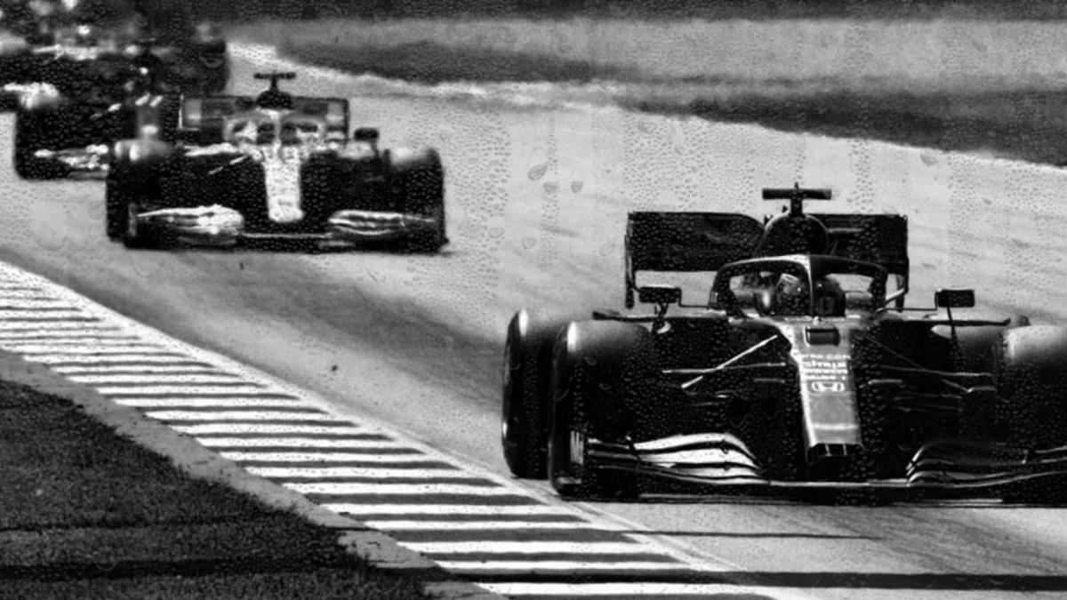 Bu Gece Gözümüz Yaşlı Uyuyacağız: Formula 1 Türkiye Grand Prix’inin İptal Edilmesine Sosyal Medyadan Gelen Tepkiler