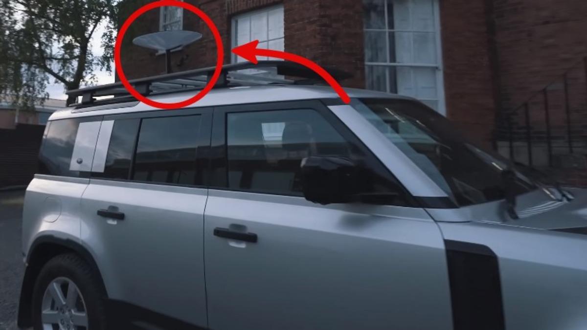 Mobil İnternete de Rakip Geliyor: YouTuber, Starlink Antenini Arabasına Kurup Yolda İnternete Bağlandı