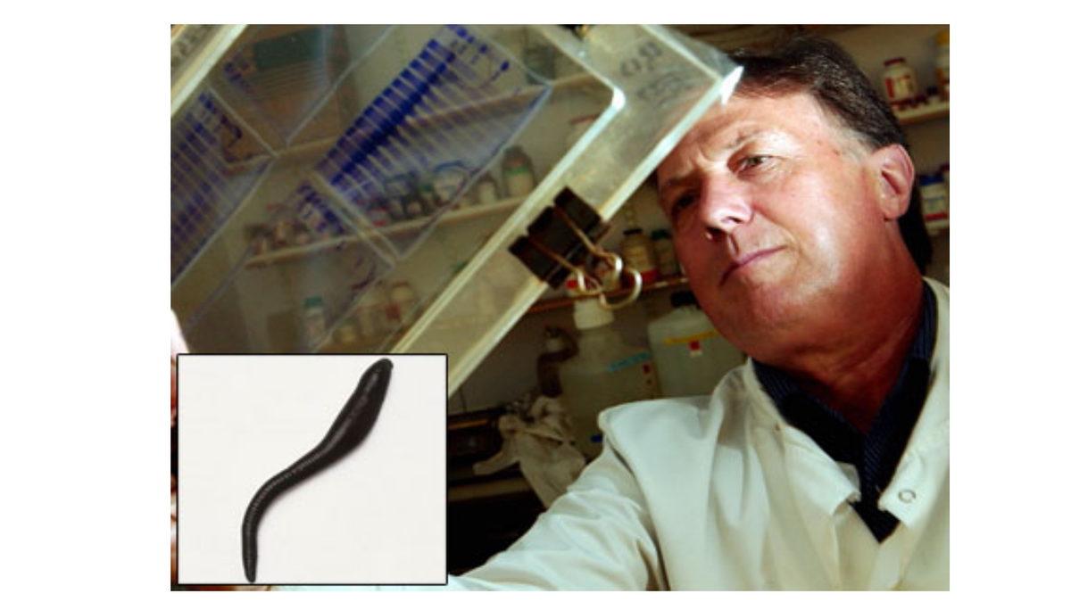 Kendi Üzerinde Deney Yaparak Çoğumuzun Hayatını Kurtaran 9 Bilim İnsanı