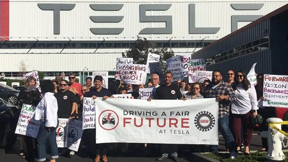 Tesla’da Çalışmanın Sandığınız Kadar Kolay Olmadığını Gösteren 6 Detay