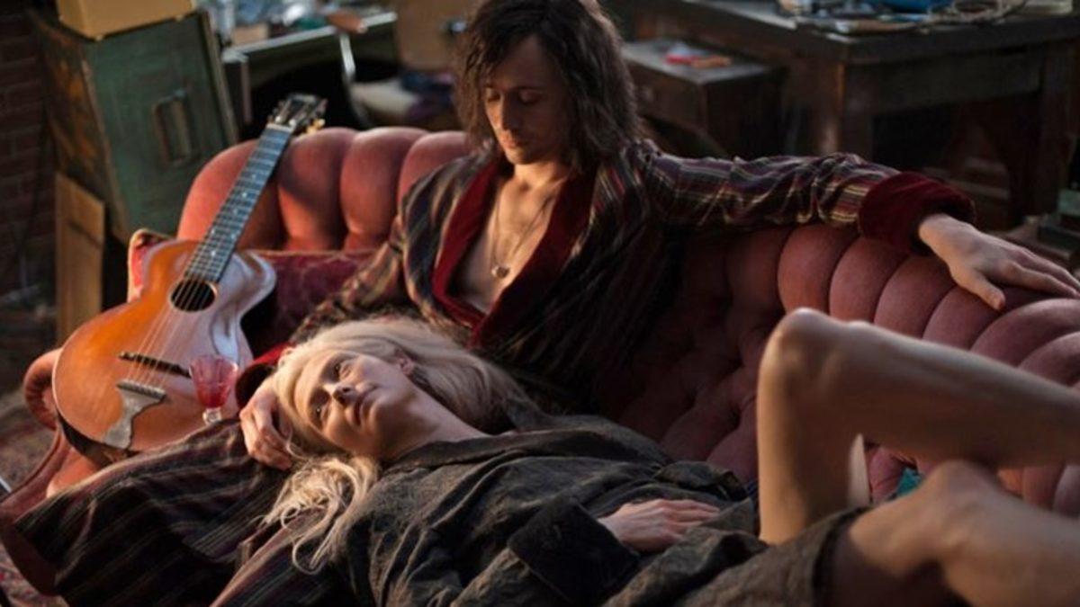 Kadınların Kaslı Erkeklere Daha Çok İlgi Göstermelerinin Bilimsel Açıklaması (Göbekliler Üzülmeyin, Size de Müjdemiz Var)