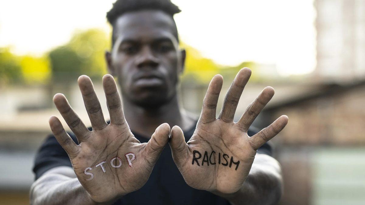 Siyahi İnsanların Avuç İçleri ve Ayak Tabanları Neden Beyazdır?