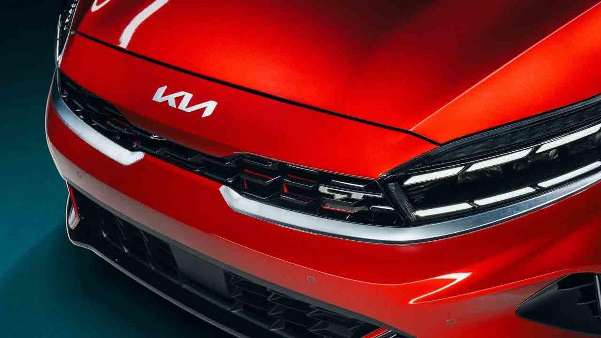 Kia, Yalnızca Otomatik Vitese Sahip 2021 Model Cerato’yu Duyurdu: İşte Fiyatı ve Özellikleri