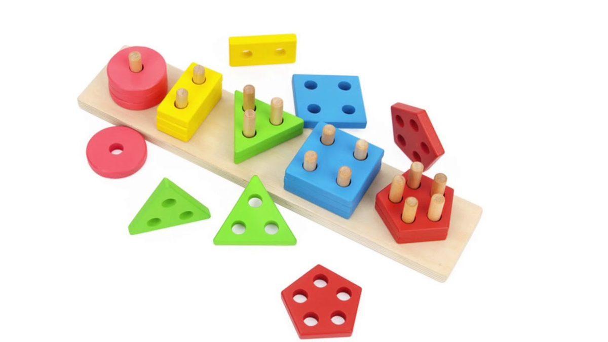 Bebeğinizin 1 Yaşına Kadar Keyifle Oynayabileceği Eğitici Oyuncak Tavsiyeleri