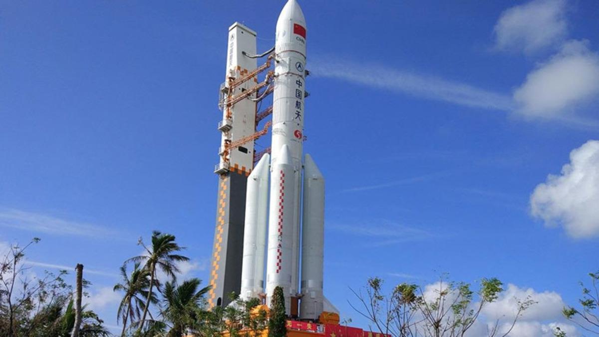 23 Tonluk Uzay Roketi Dünya’ya Düşüyor: Gezegenimize Çakılacağı Zaman Açıklandı